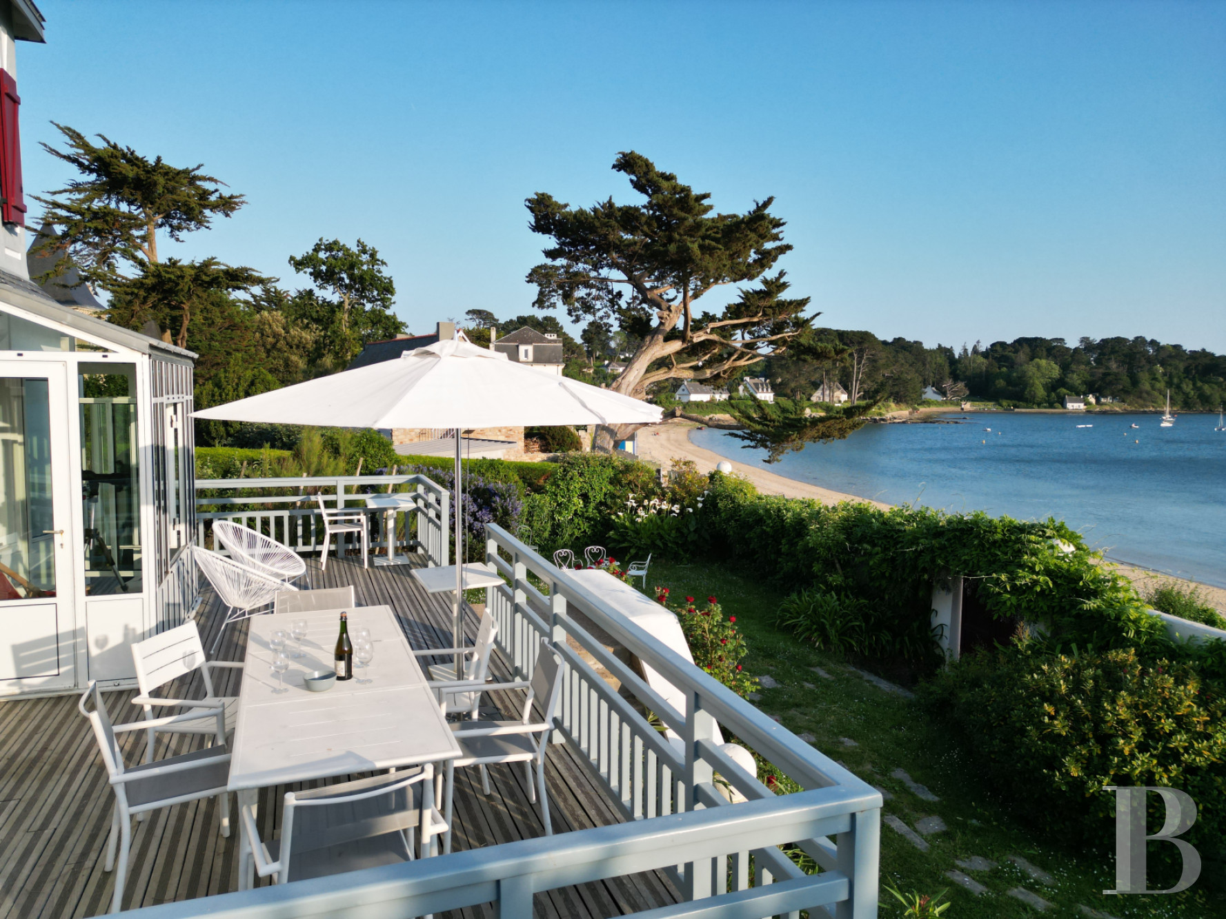 Sur l’Île-aux-Moines, dans le golfe du Morbihan, une maison de famille les pieds dans l’eau - photo  n°5