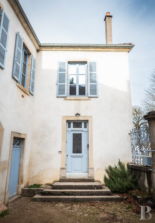 A chateau affiliated with Burgundy's greatest vineyards and permaculture to the south of Beaune - photo  n°35