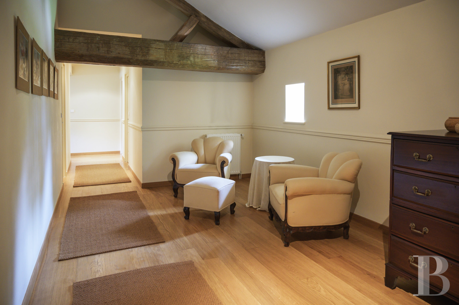 A chateau affiliated with Burgundy's greatest vineyards and permaculture to the south of Beaune - photo  n°32