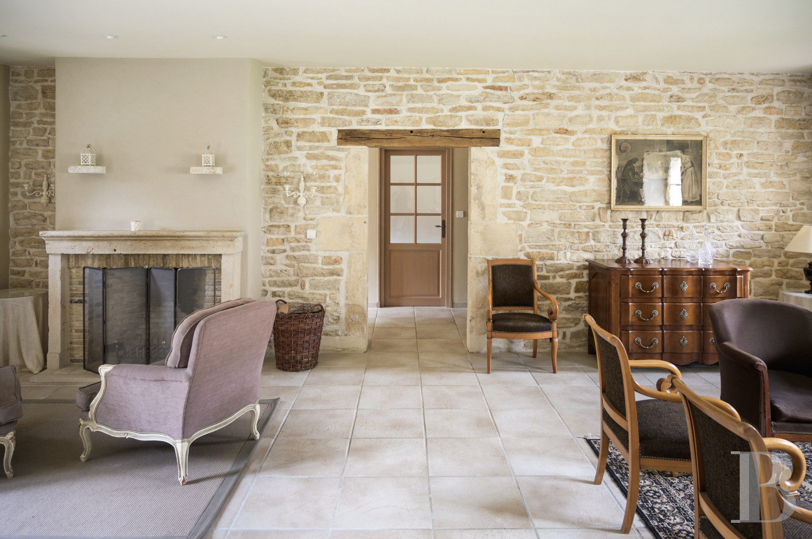 A chateau affiliated with Burgundy's greatest vineyards and permaculture to the south of Beaune - photo  n°27