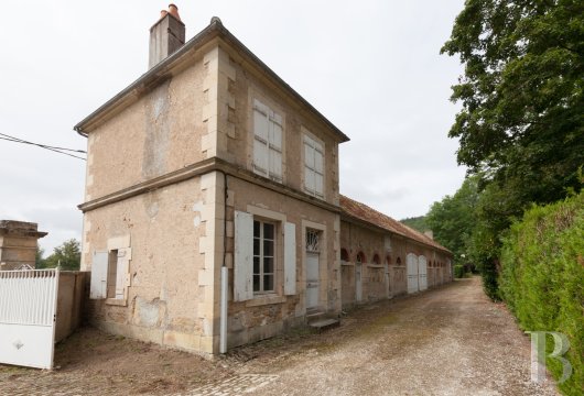 chateaux a vendre bourgogne   - 15