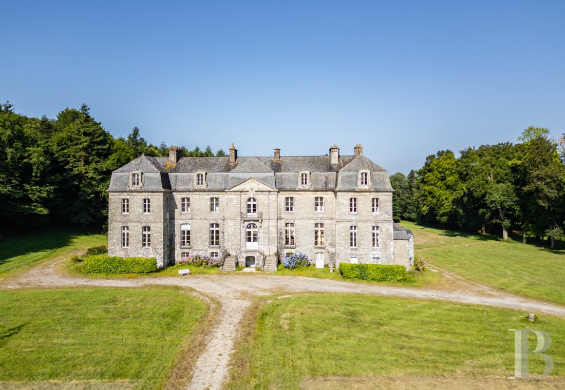 chateaux a vendre bretagne   - 1