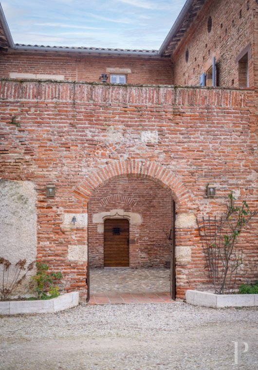 chateaux a vendre midi pyrenees   - 3