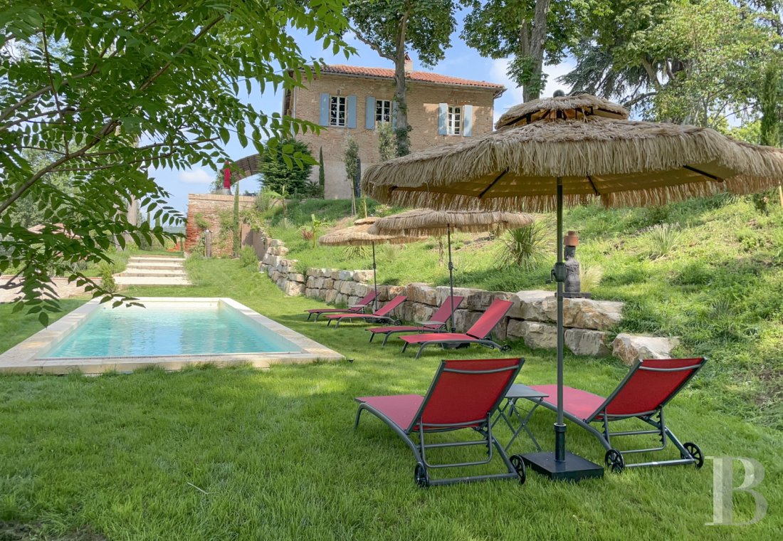 chateaux for sale France midi pyrenees   - 21