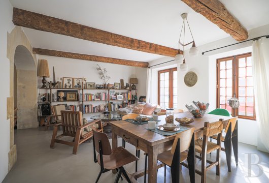 character properties France provence cote dazur   - 6