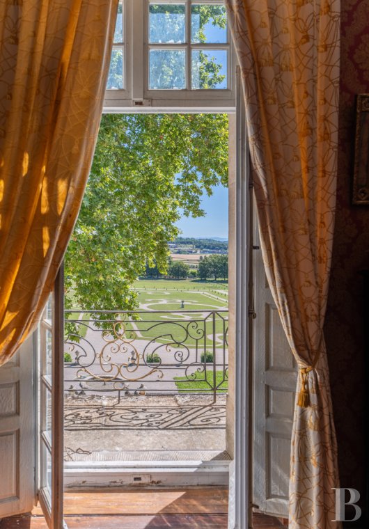 chateaux a vendre paca   - 14