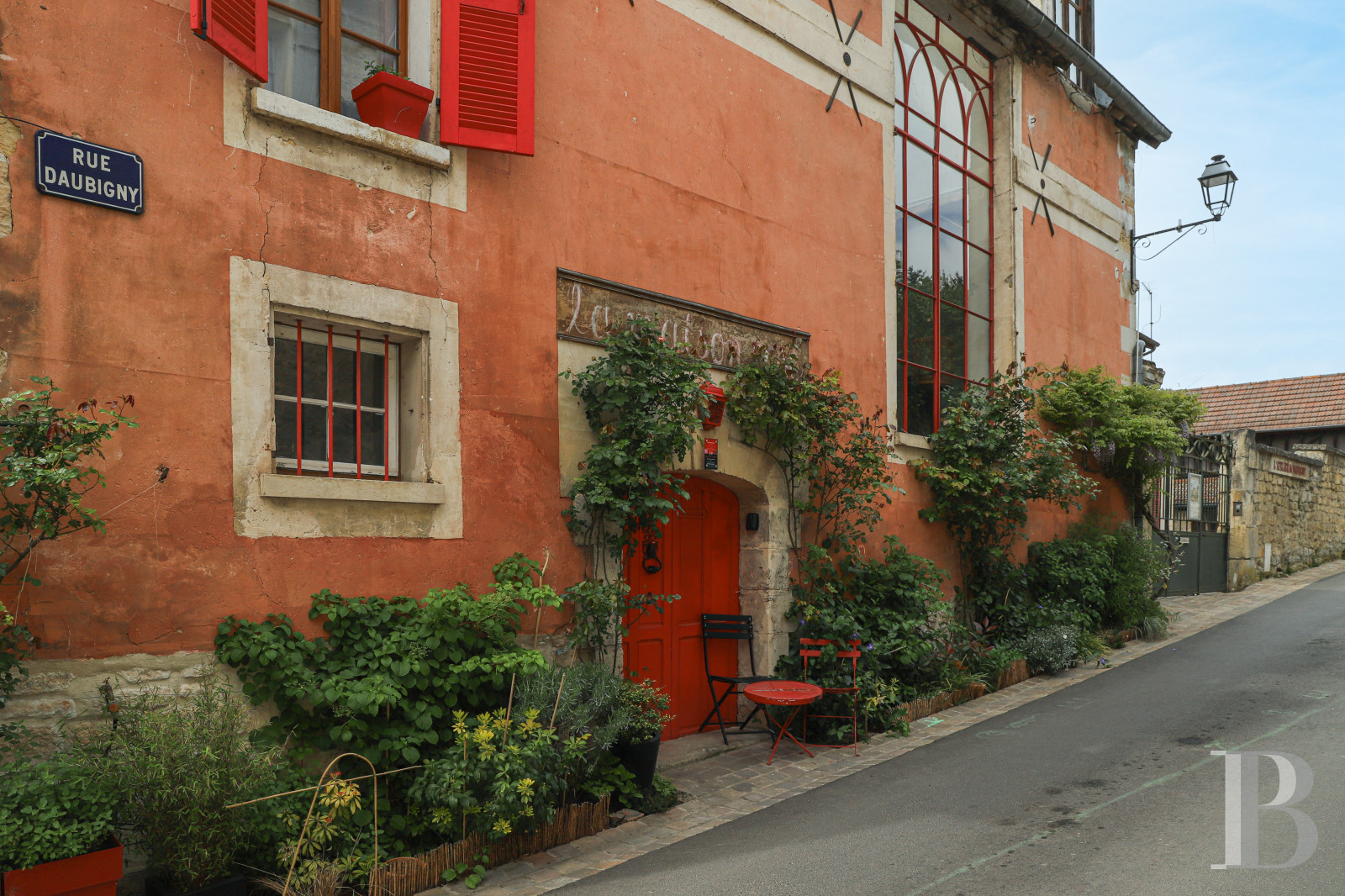 Dans le Vexin, à Auvers-sur-Oise, l’ancien atelier de Charles-François Daubigny débordant d’histoires et désormais ouvert à la villégiature - photo  n°1