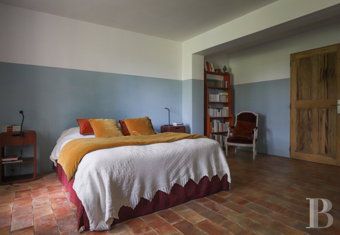 A 17th century building full of light and space in the Luberon, on the outskirts of Lourmarin - photo  n°20