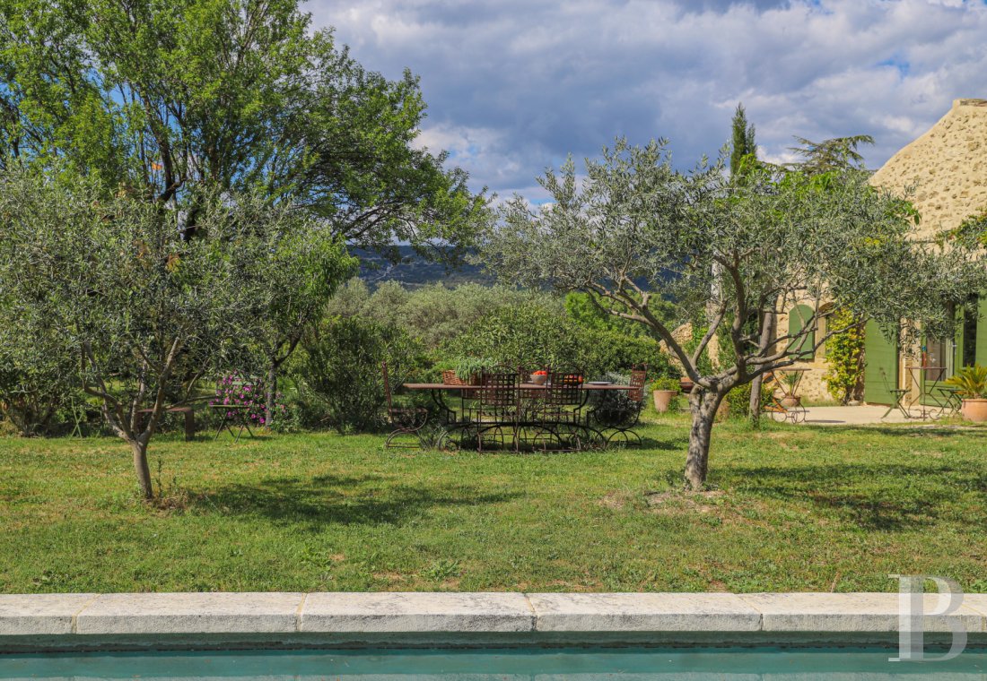 A 17th century building full of light and space in the Luberon, on the outskirts of Lourmarin - photo  n°26