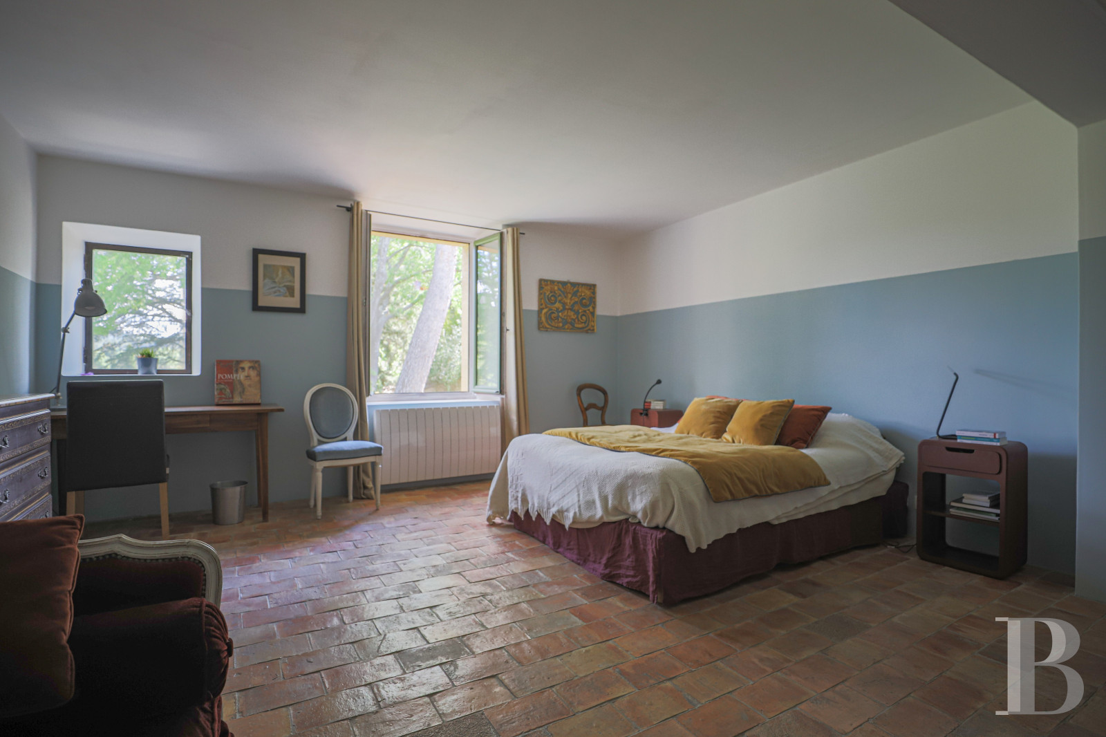 A 17th century building full of light and space in the Luberon, on the outskirts of Lourmarin - photo  n°18