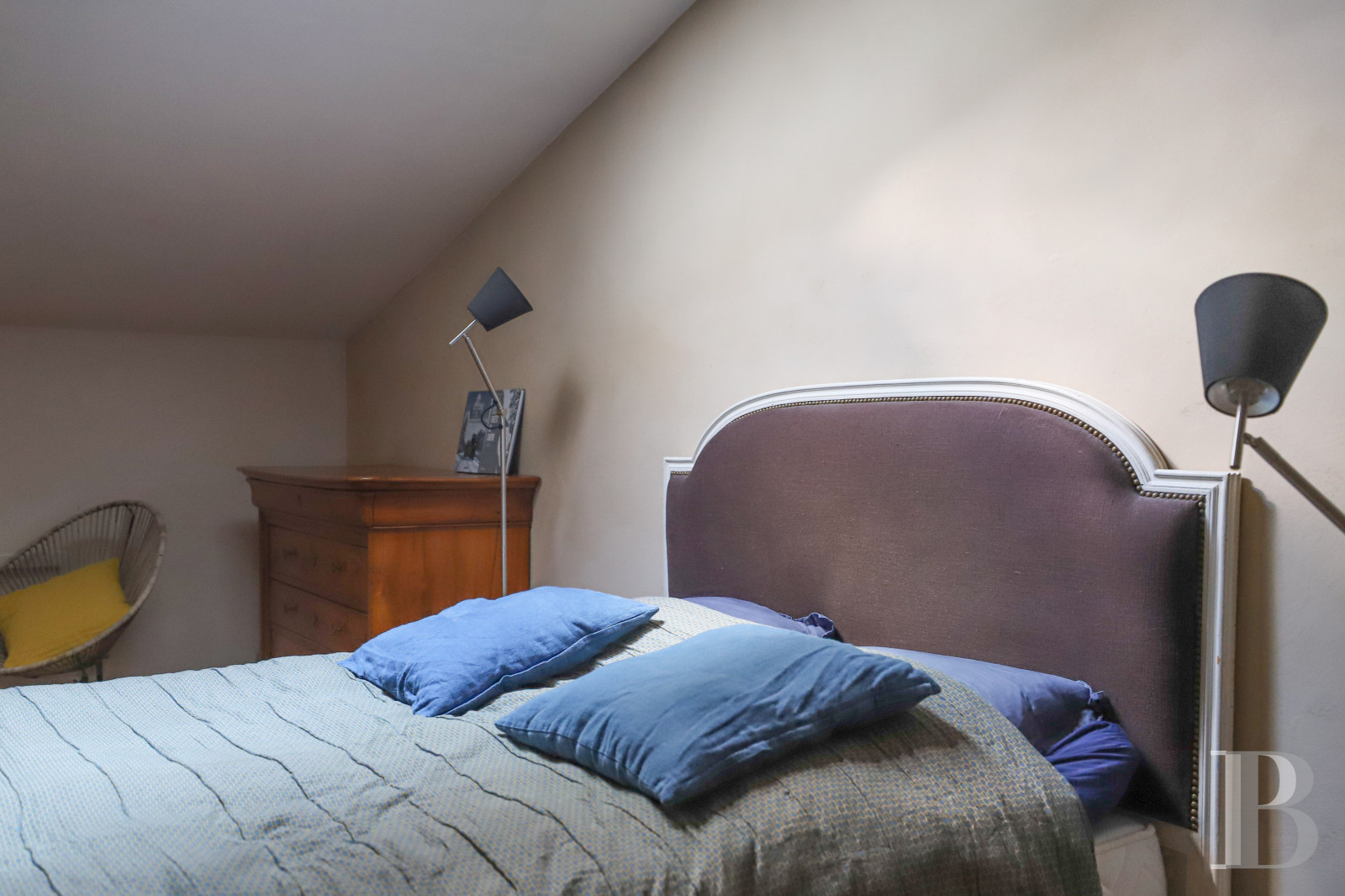 A 17th century building full of light and space in the Luberon, on the outskirts of Lourmarin - photo  n°22