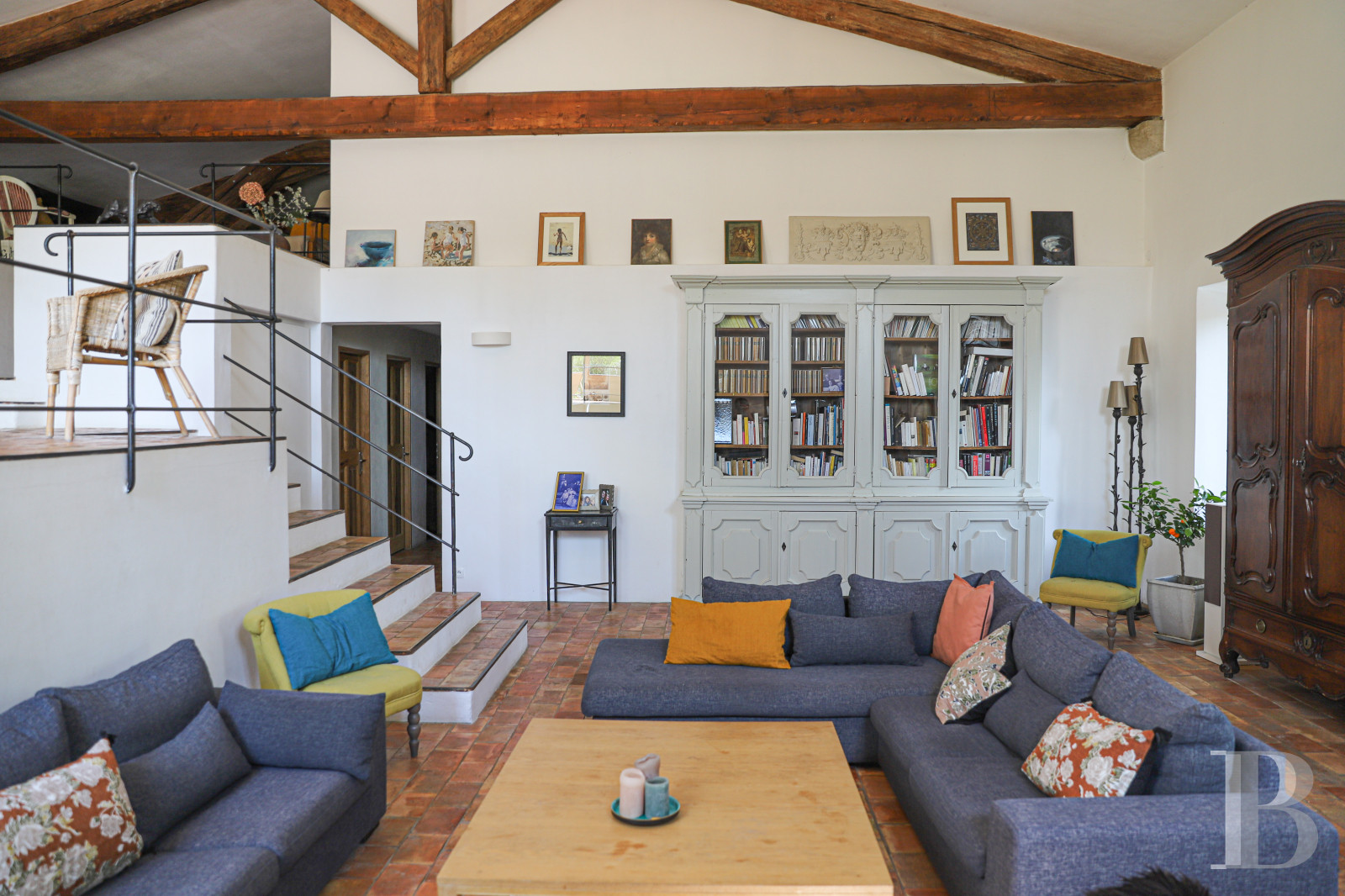 A 17th century building full of light and space in the Luberon, on the outskirts of Lourmarin - photo  n°10