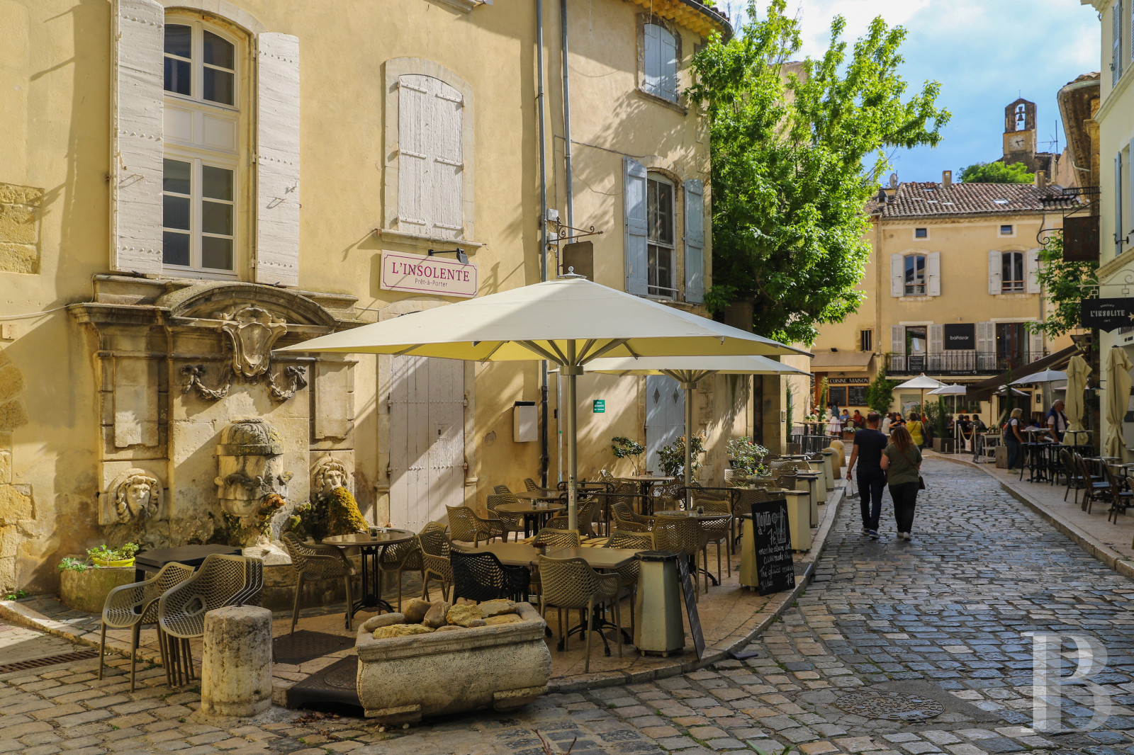 A 17th century building full of light and space in the Luberon, on the outskirts of Lourmarin - photo  n°30
