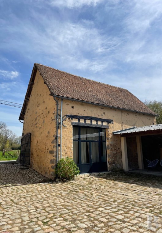 France mansions for sale pays de loire   - 12