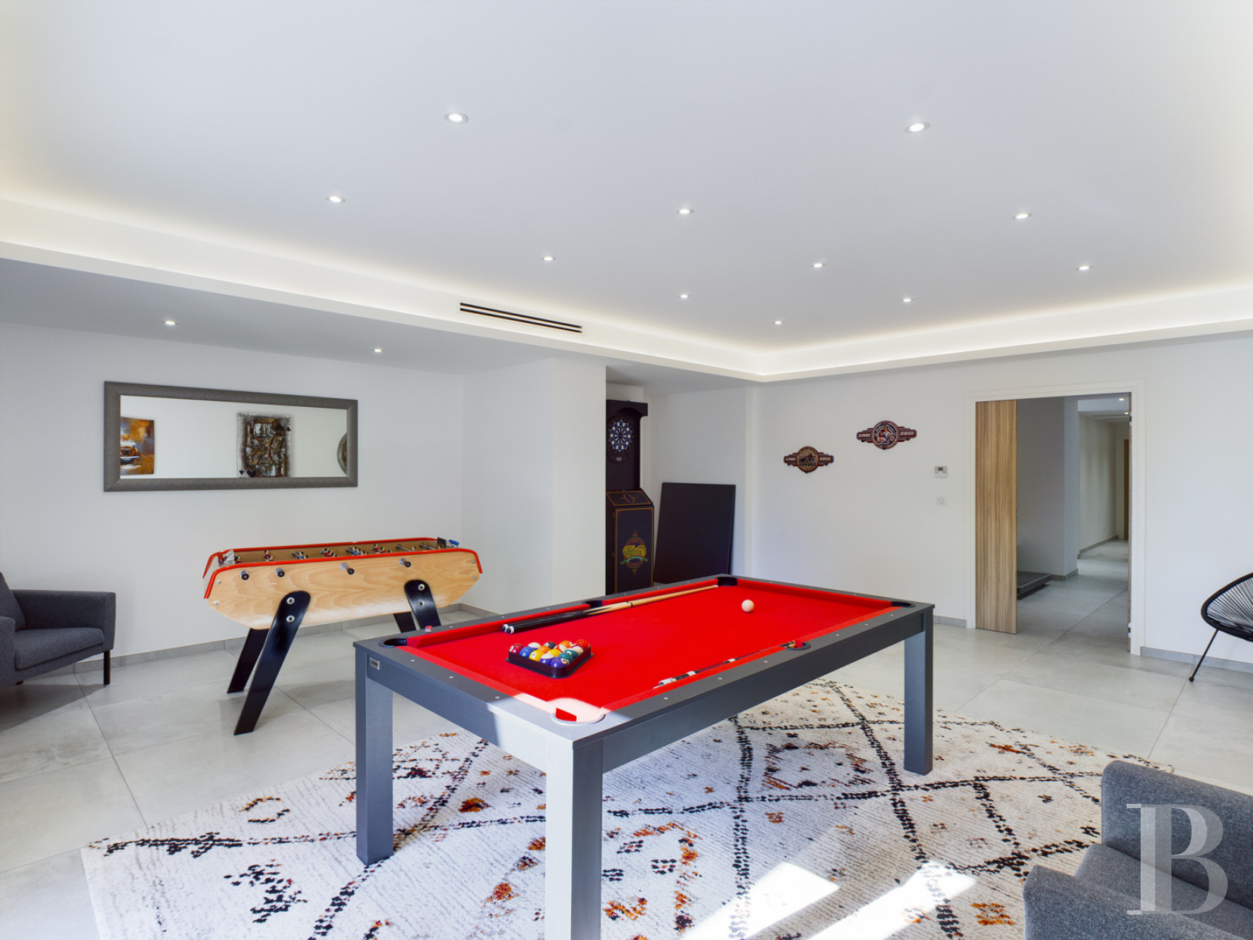 À la Seyne-sur-Mer, dans le Var, une grande villa du 19e siècle posée au-dessus de la mer - photo  n°11