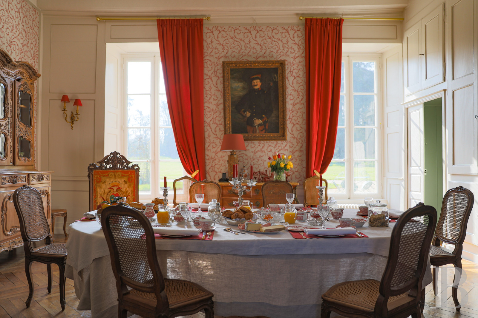 Between Rennes and the Brocéliande Forest, an enchanting family chateau   - photo  n°39