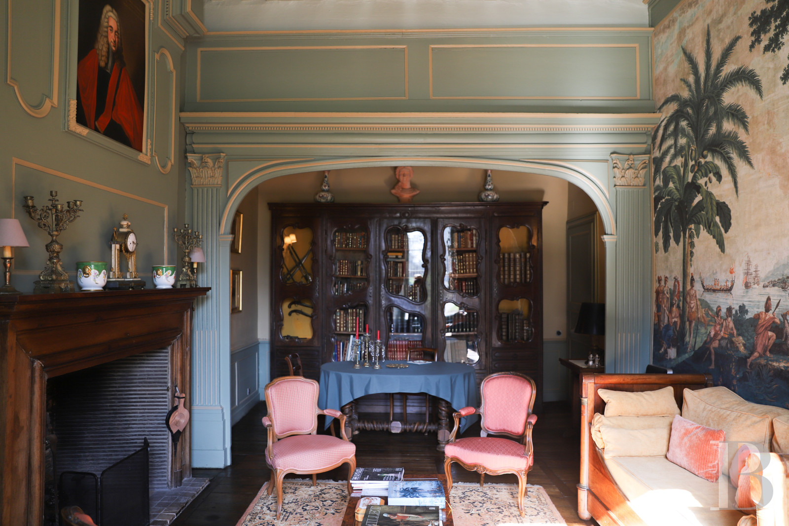 Between Rennes and the Brocéliande Forest, an enchanting family chateau   - photo  n°8