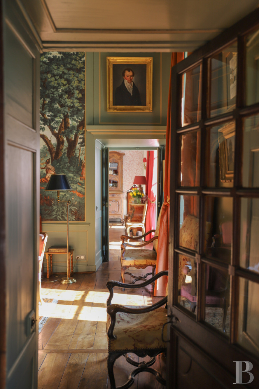 Between Rennes and the Brocéliande Forest, an enchanting family chateau   - photo  n°10