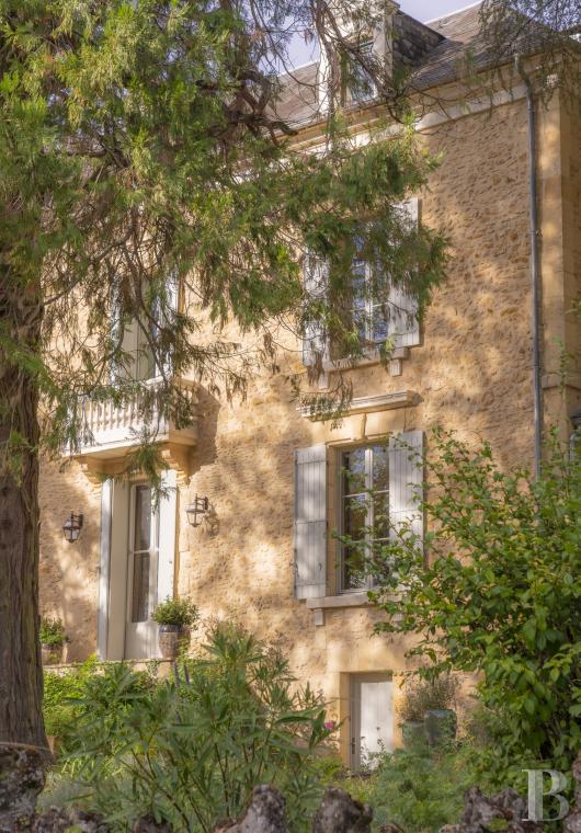 A 1920s house surrounded by a large park in the heart of Sarlat, in the Dordogne - photo  n°3