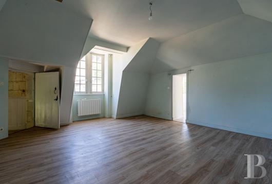 chateaux for sale France center val de loire   - 18