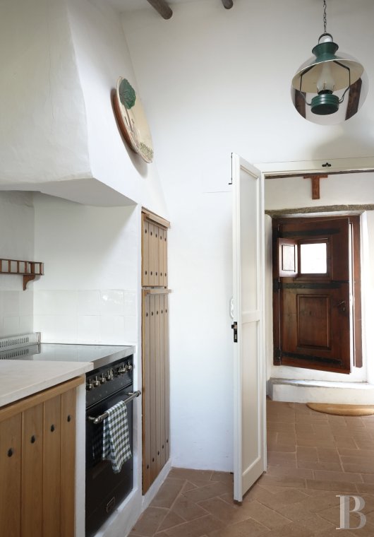 A village house renovated traditionally in south-east Portugal, close to the Spanish border - photo  n°8