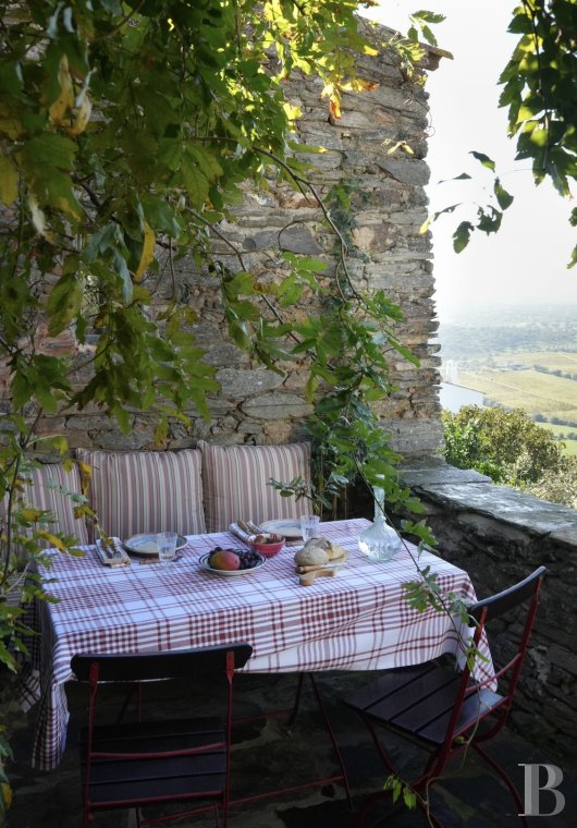 A village house renovated traditionally in south-east Portugal, close to the Spanish border - photo  n°2