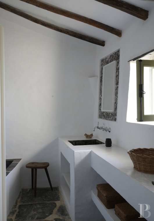 A village house renovated traditionally in south-east Portugal, close to the Spanish border - photo  n°19