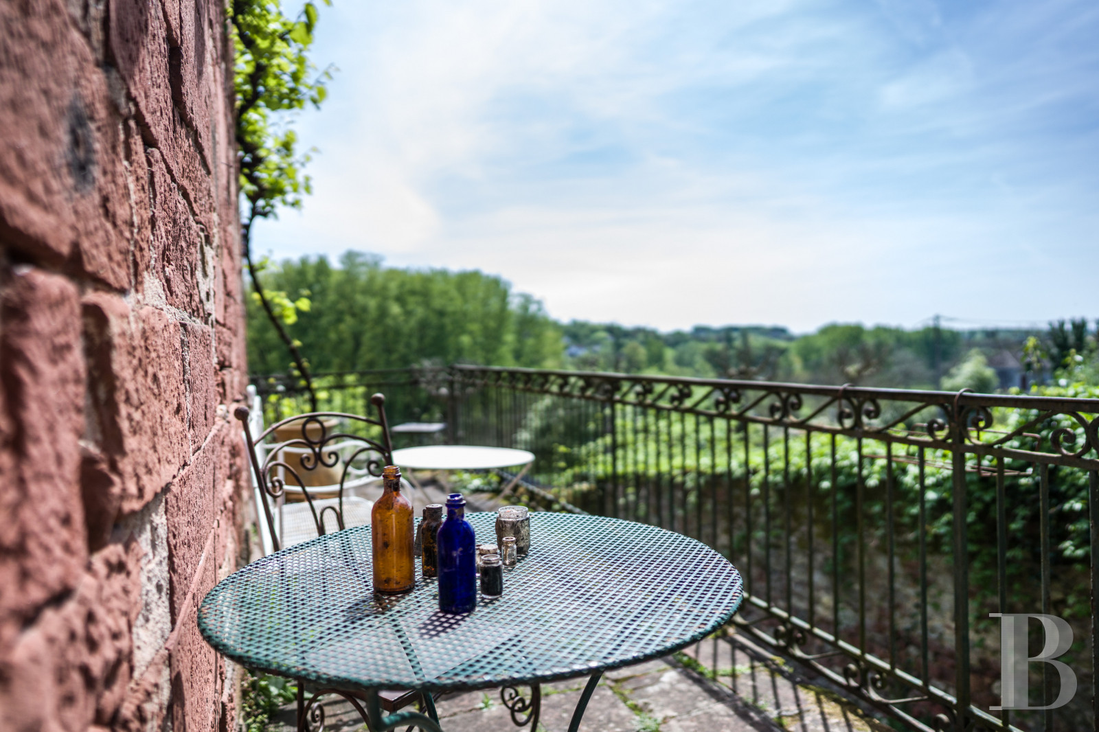 En Corrèze, à Meyssac, une ancienne maison noble du 16e siècle ravivée par un courant anticonventionnel - photo  n°24