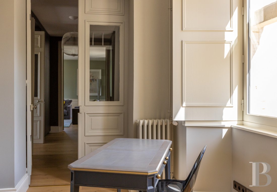 A fully renovated 15th century chateau in Poitou-Charentes, not far from Rochefort - photo  n°32