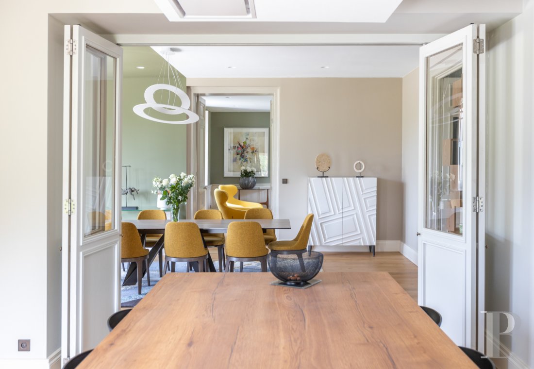A fully renovated 15th century chateau in Poitou-Charentes, not far from Rochefort - photo  n°10