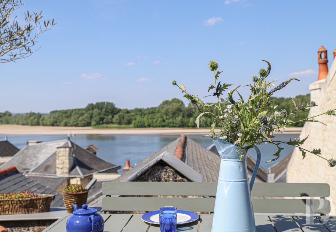 An apartment in a former 15th century bargeman's house in Montsoreau, Maine-et-Loire - photo  n°1