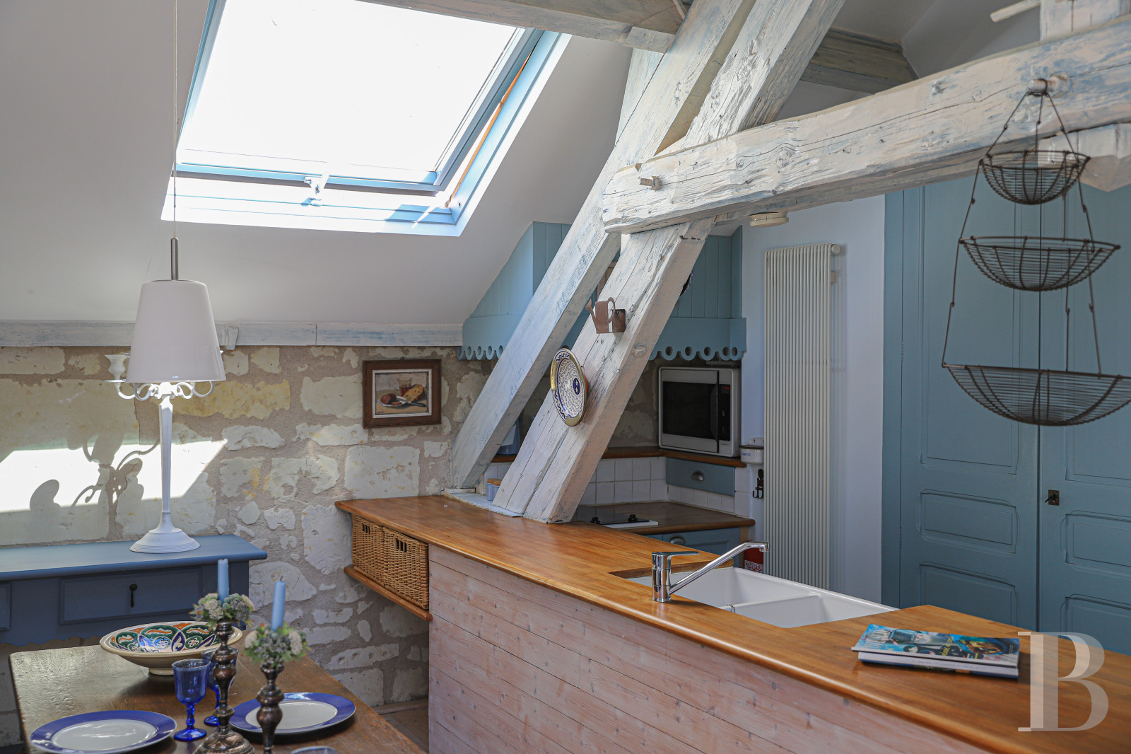 À Montsoreau, en Maine-et-Loire, un appartement dans une ancienne maison de mariniers du 15e siècle - photo  n°11