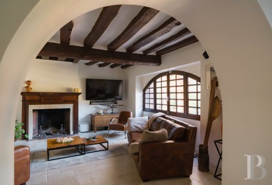character properties France ile de france   - 3