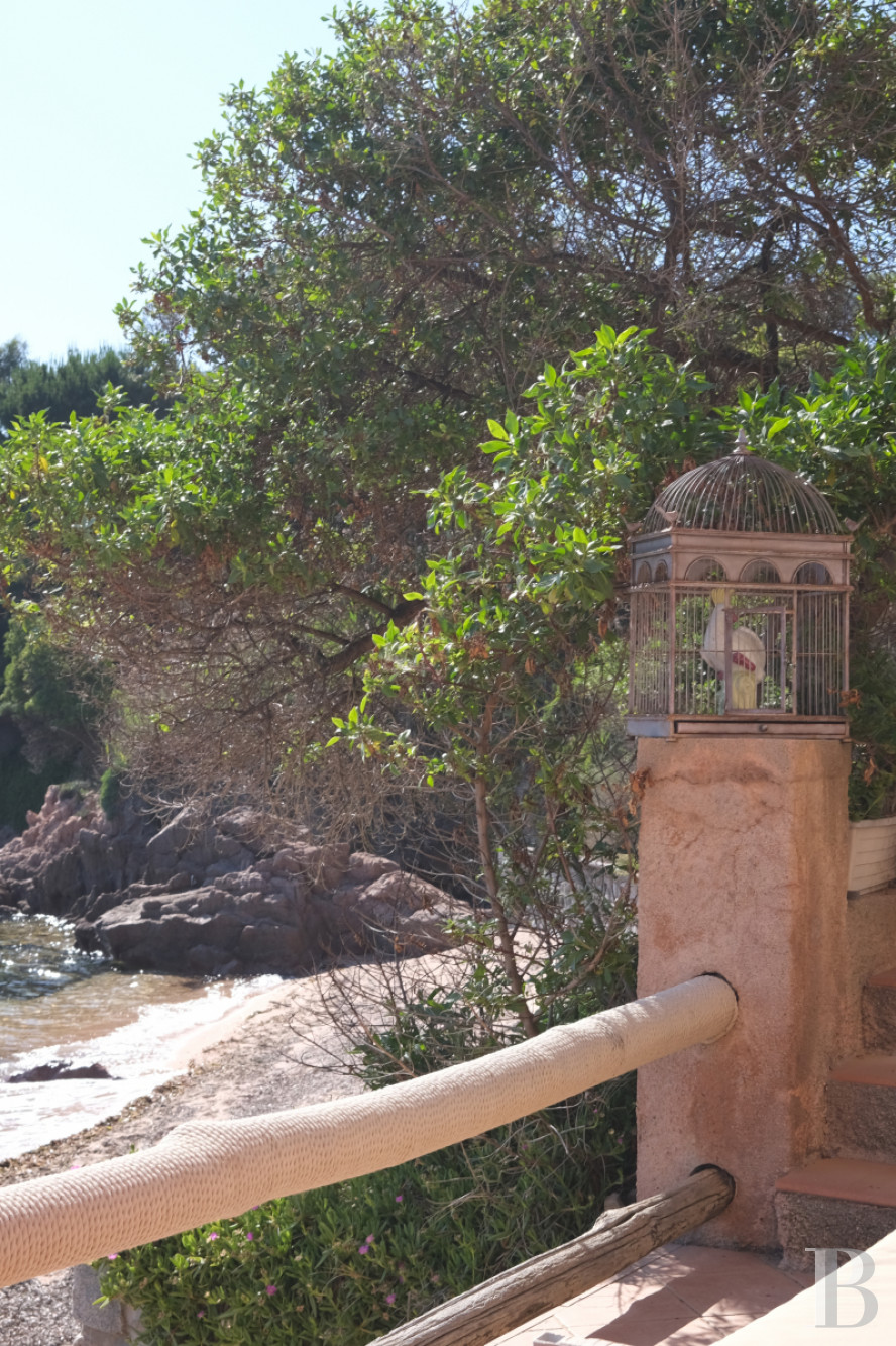 En Corse, dans le golfe d’Ajaccio, un simple cabanon devenu une perle rare - photo  n°28