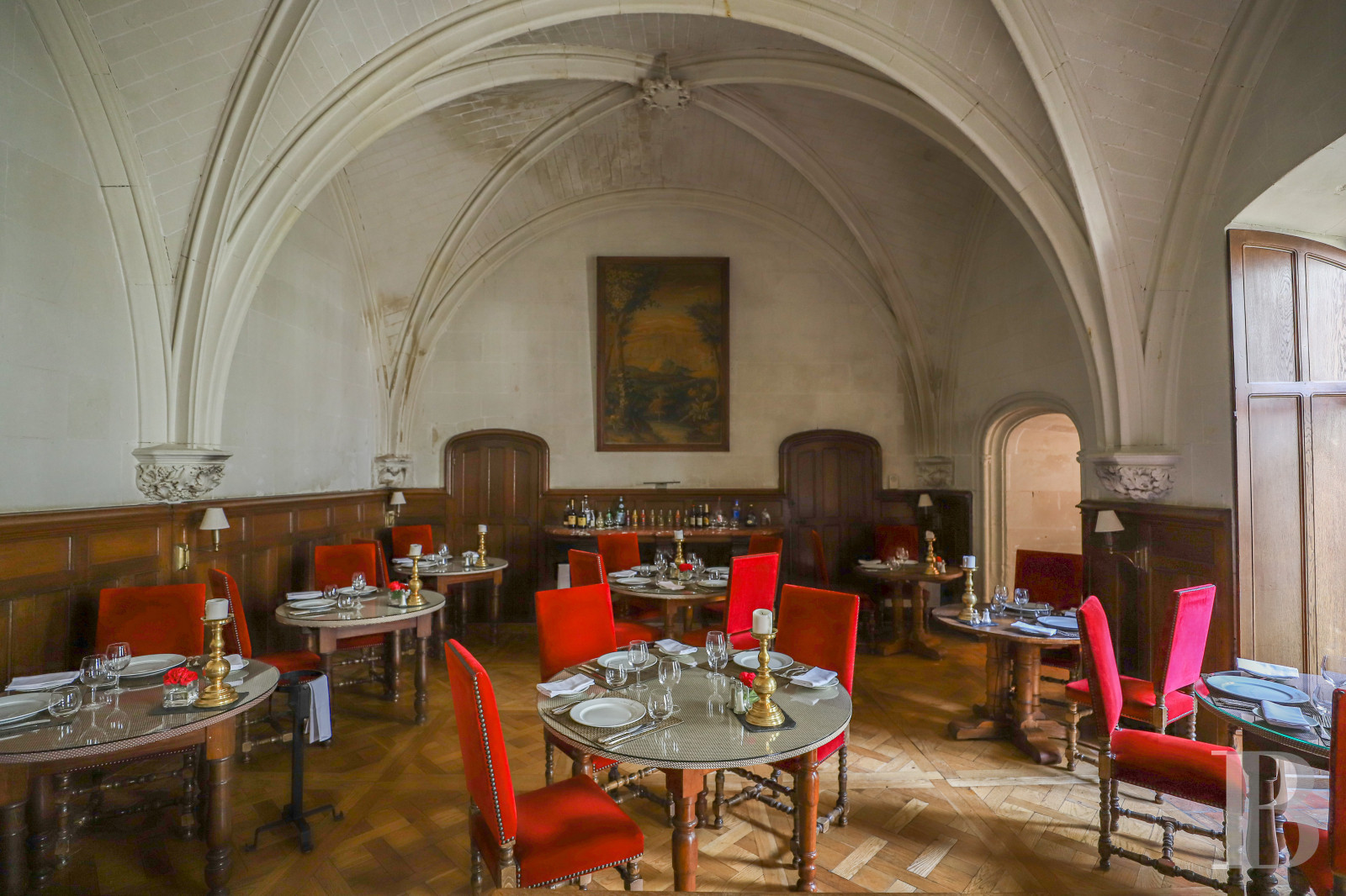 A vast château hotel dating back to the 15th century to the east of Tours, in Loir-et-Cher - photo  n°31