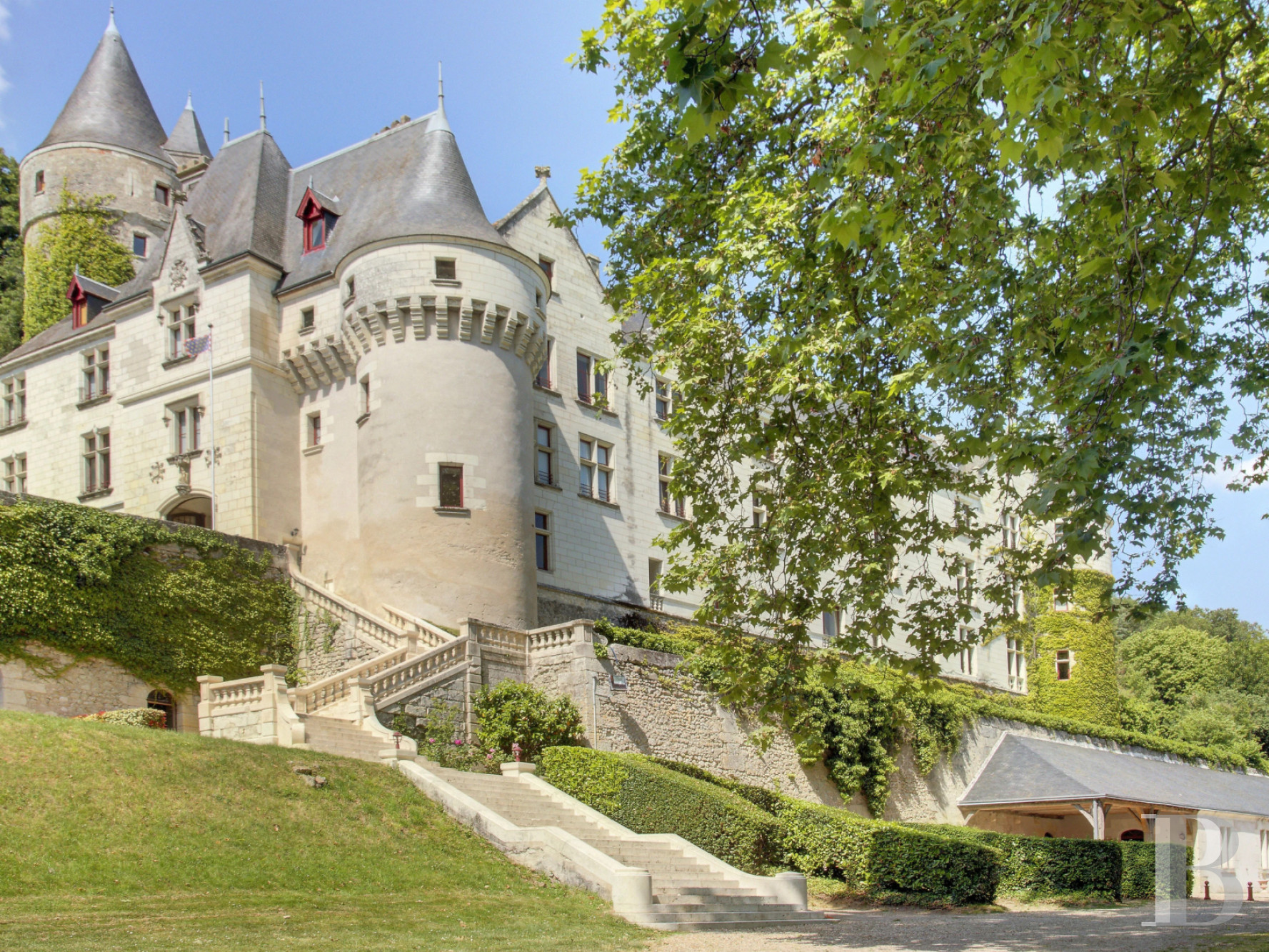 A vast château hotel dating back to the 15th century to the east of Tours, in Loir-et-Cher - photo  n°37