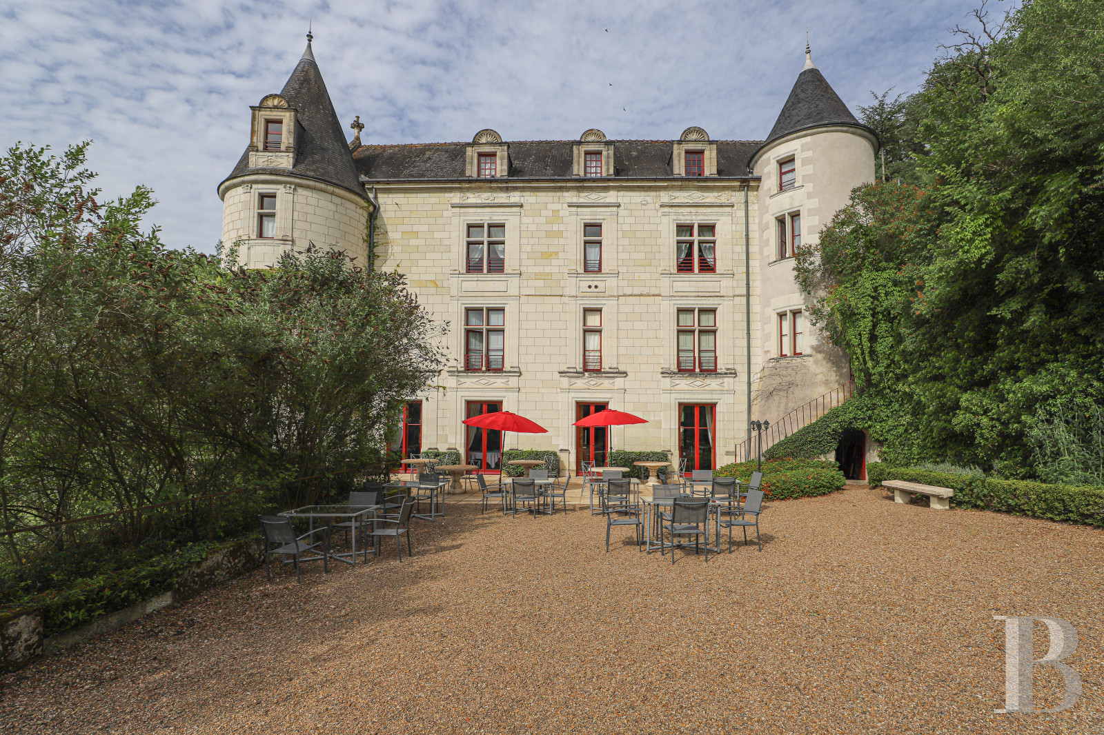 A vast château hotel dating back to the 15th century to the east of Tours, in Loir-et-Cher - photo  n°27