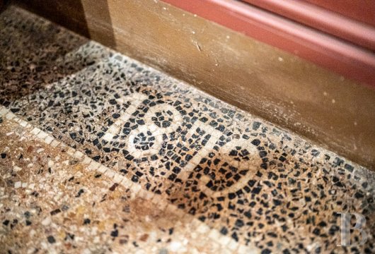 chateaux for sale France languedoc roussillon   - 13