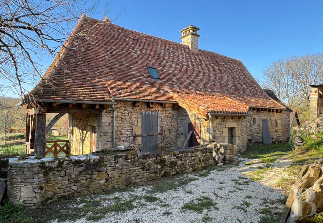 character properties France aquitaine   - 3