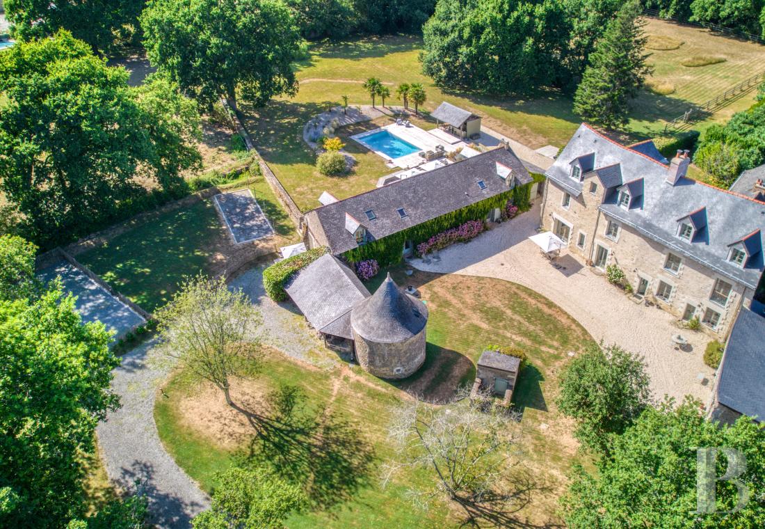 France mansions for sale pays de loire   - 30