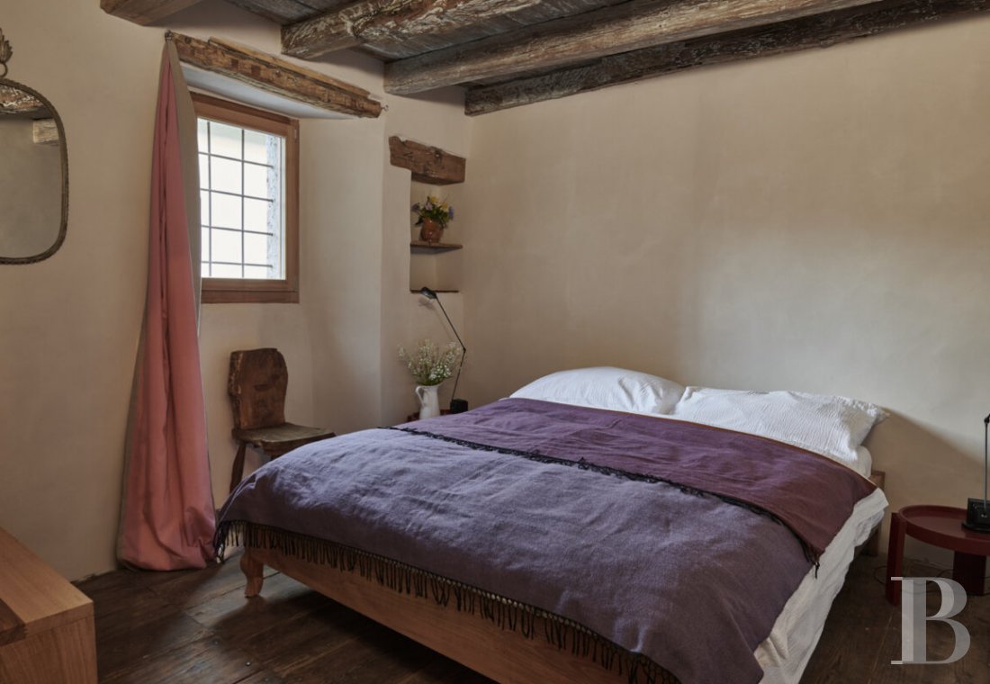 Dans le sud de la Suisse, non loin du lac Majeur, une maison du 18e siècle dans le cœur historique du village de Moghegno - photo  n°5
