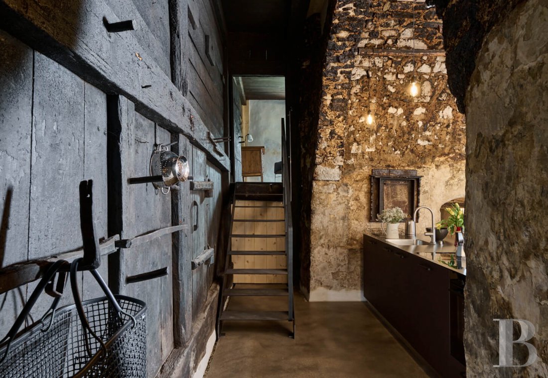A 17th century chalet saved from abandon in Souboz, in the Canton of Jura - photo  n°8