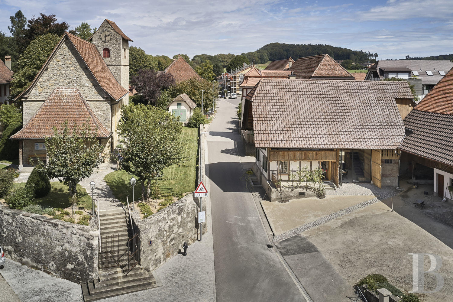 À Vinelz, dans le canton de Berne, une ancienne maison paysanne du 19e siècle - photo  n°5