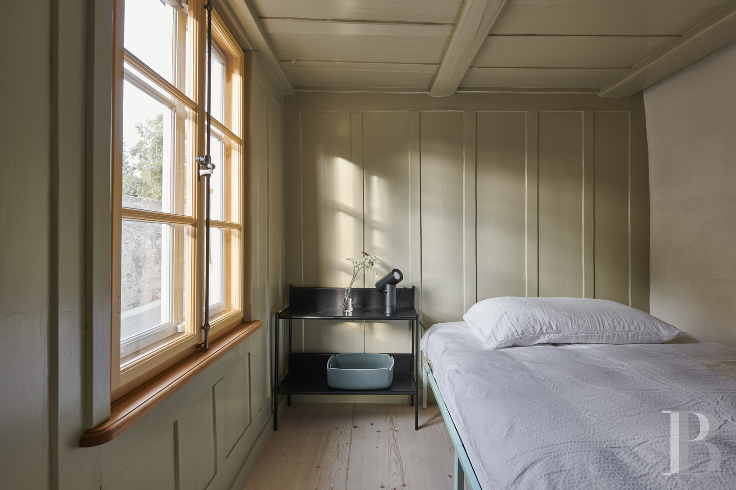 À Vinelz, dans le canton de Berne, une ancienne maison paysanne du 19e siècle - photo  n°9