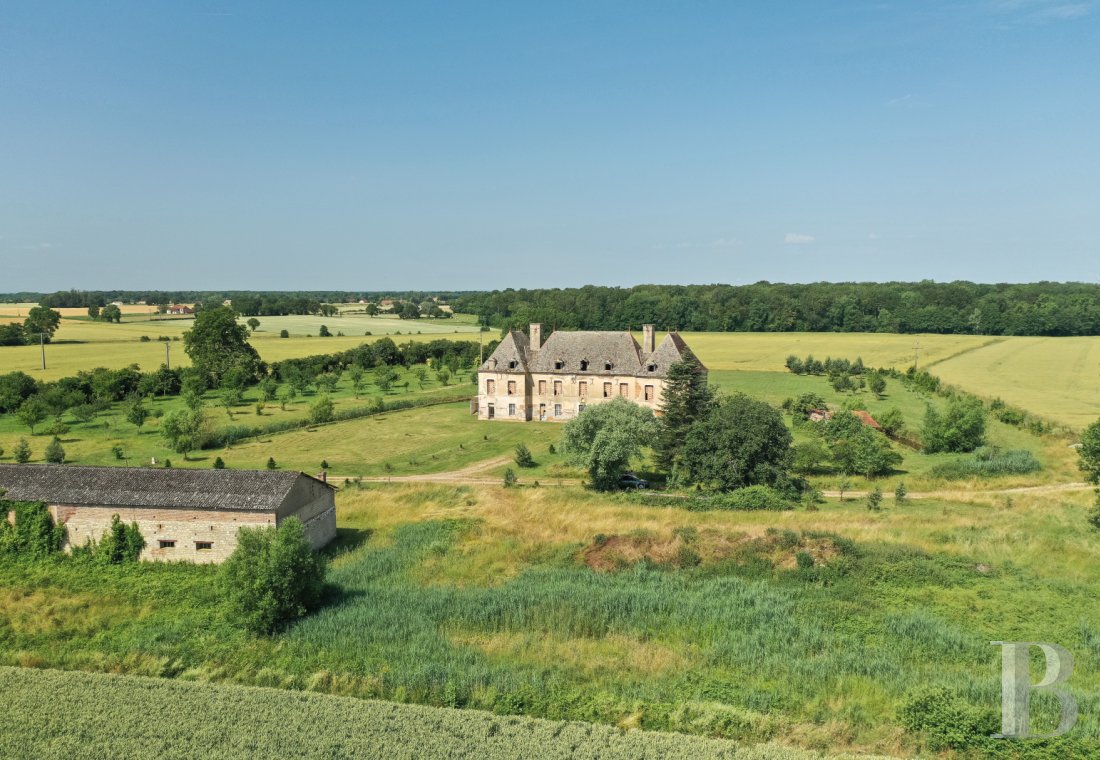 chateaux a vendre bourgogne   - 10