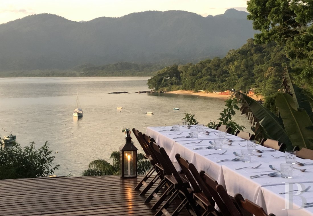 A colonial-inspired house surrounded by nature in Picinguaba, on the Brazilian coast between São Paulo and Rio de Janeiro - photo  n°30