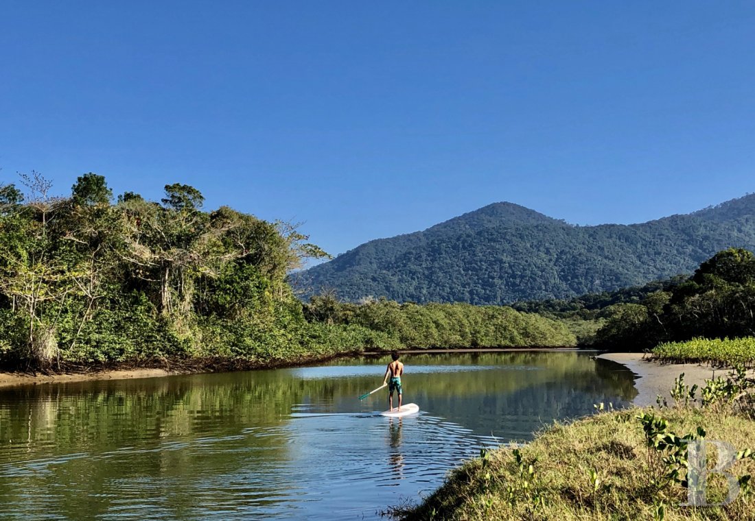 A colonial-inspired house surrounded by nature in Picinguaba, on the Brazilian coast between São Paulo and Rio de Janeiro - photo  n°27