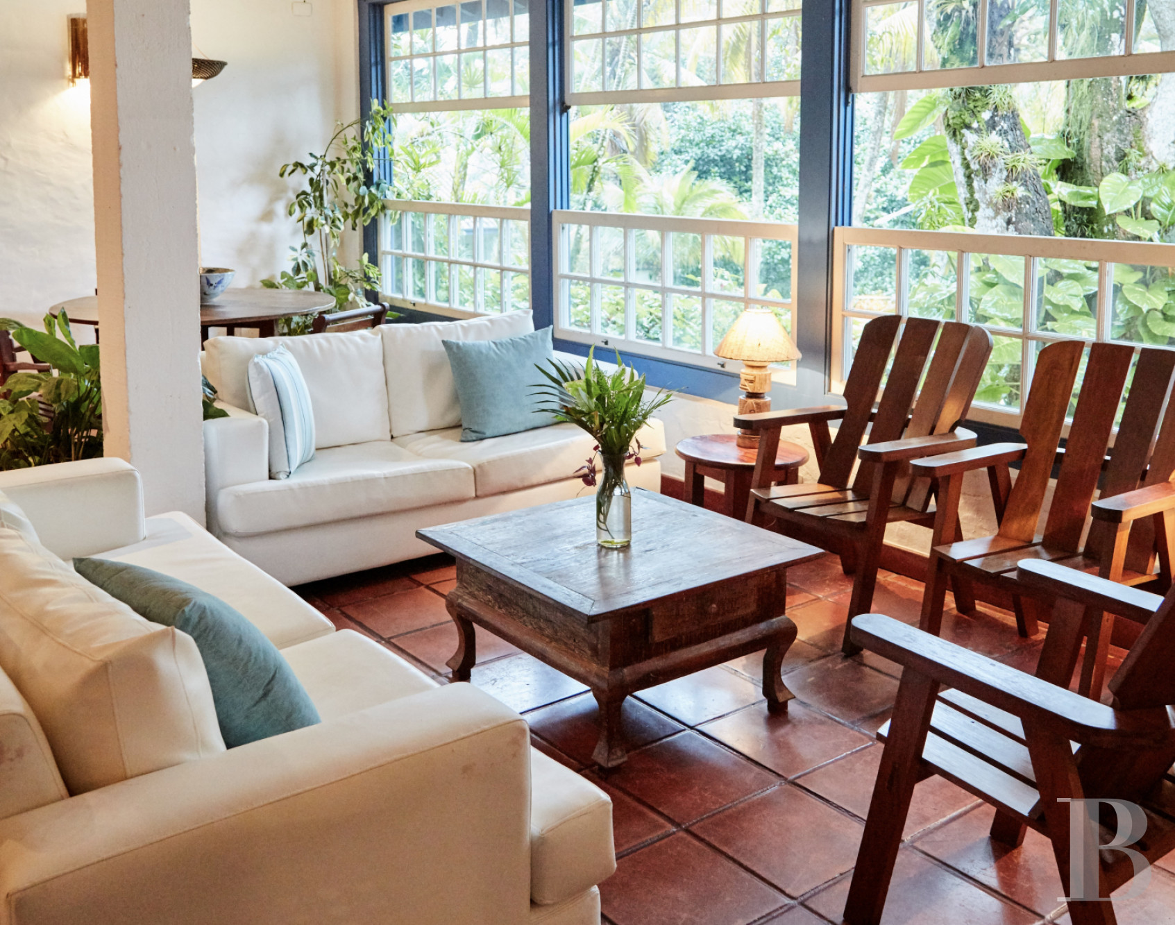 A colonial-inspired house surrounded by nature in Picinguaba, on the Brazilian coast between São Paulo and Rio de Janeiro - photo  n°10