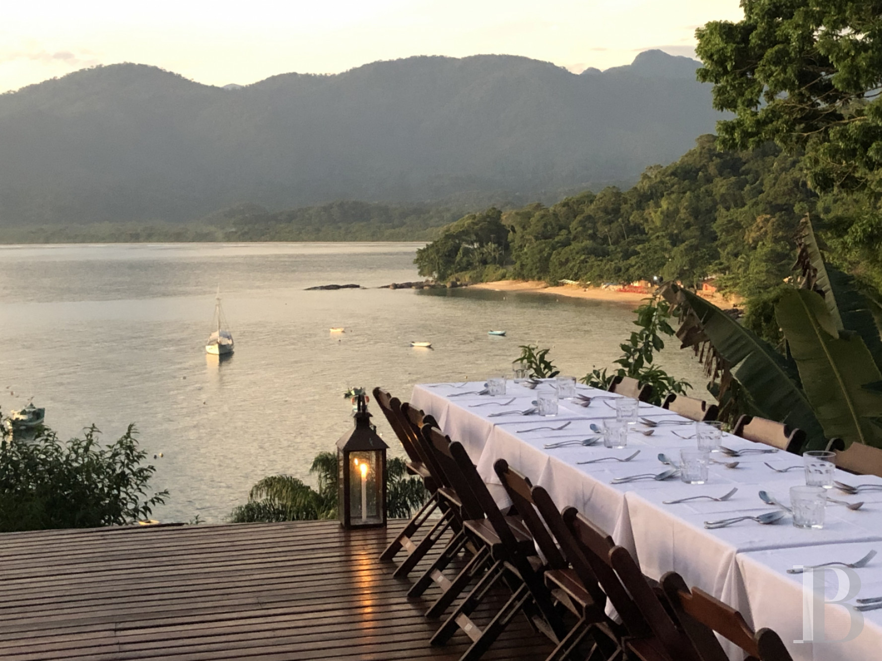 A colonial-inspired house surrounded by nature in Picinguaba, on the Brazilian coast between São Paulo and Rio de Janeiro - photo  n°30