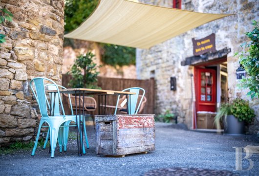 character properties France midi pyrenees   - 17